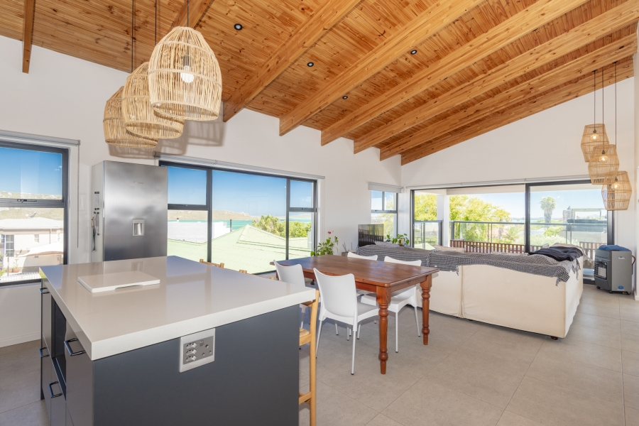 5 Bedroom Property for Sale in Myburgh Park Western Cape